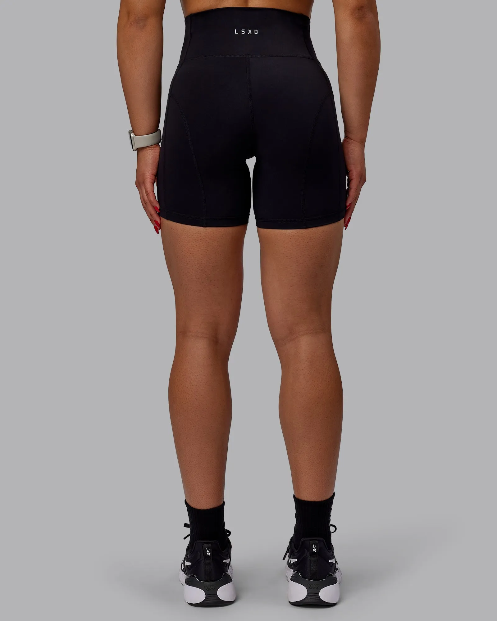 Bend Mid-Length Shorts - Black