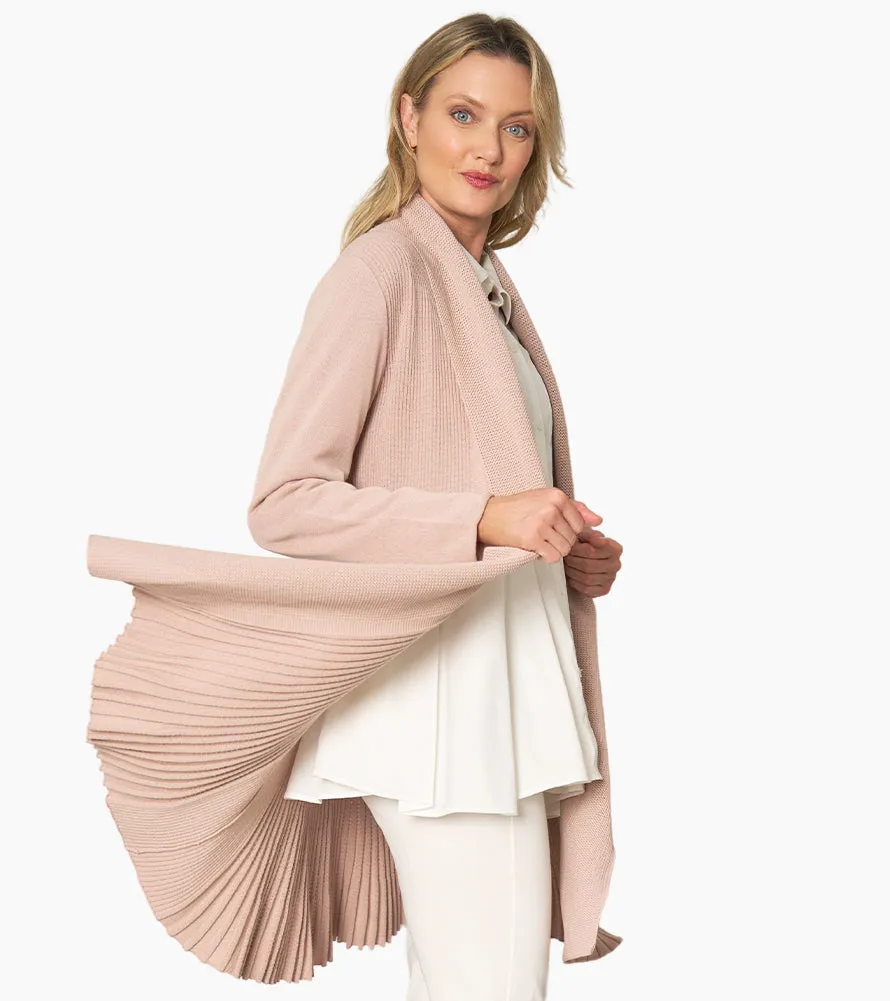 Certainly! To optimize the title of an e-commerce product for a Go To Cardigan, lets incorporate descriptive and appealing modifiers that highlight key features. Heres an enhanced version:

Cozy Womens Go-To Knit Cardigan Sweater - Versatile, Lightweight, Perfect for Layering

This title includes modifiers that emphasize comfort, style, and functionality.