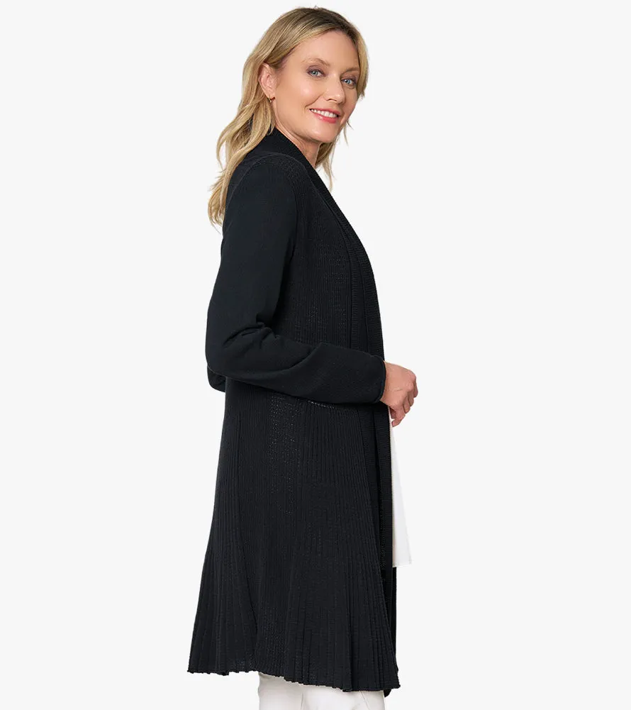 Certainly! To optimize the title of an e-commerce product for a Go To Cardigan, lets incorporate descriptive and appealing modifiers that highlight key features. Heres an enhanced version:

Cozy Womens Go-To Knit Cardigan Sweater - Versatile, Lightweight, Perfect for Layering

This title includes modifiers that emphasize comfort, style, and functionality.