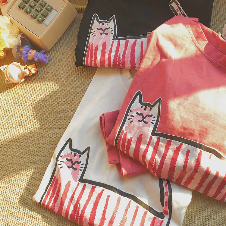Kitty fun print short-sleeved loves T-shirt