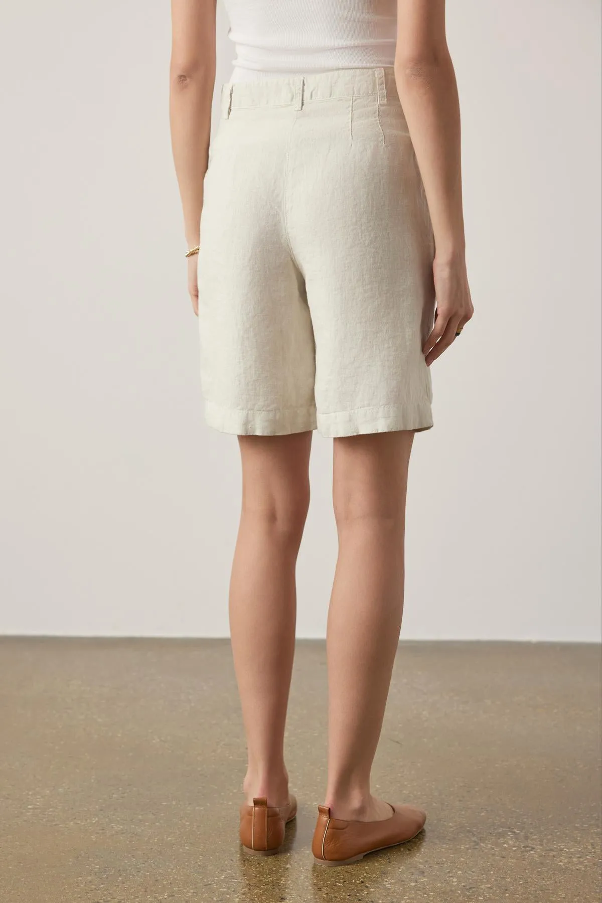 LARCHMONT HEAVY LINEN SHORT