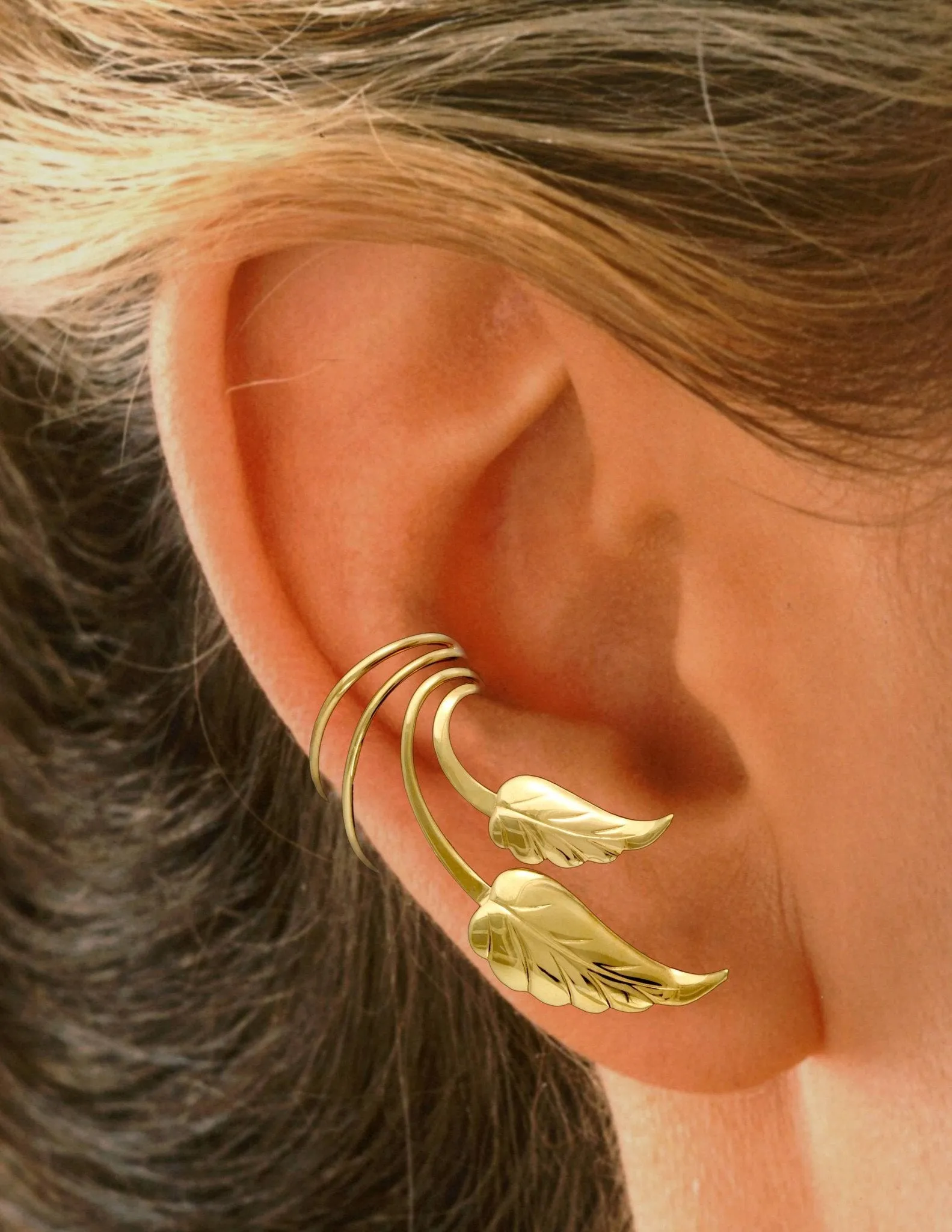 Leaves Short Wave Short Ear Cuff