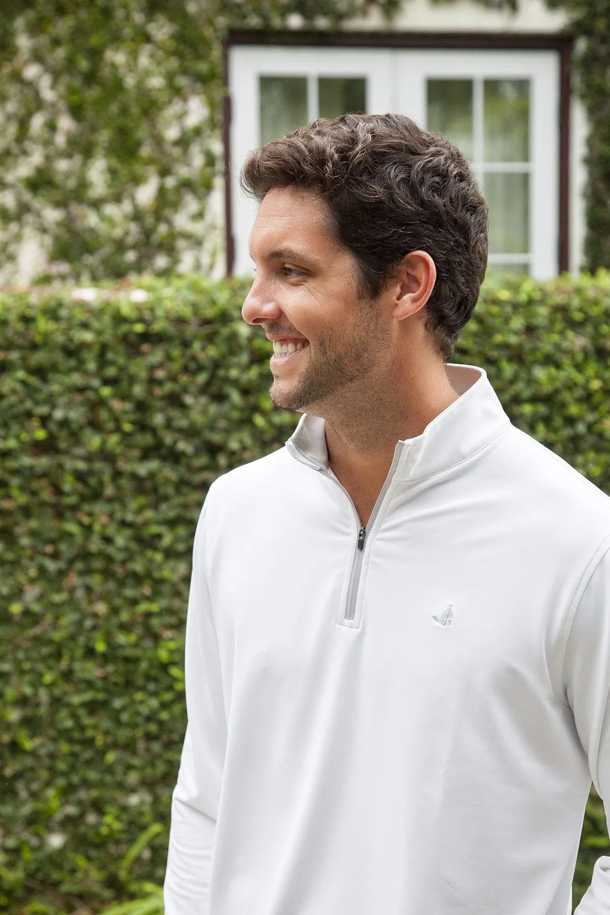 Peter Millar Mens Perth Quarter-Zip Pullover - Stylish Lightweight Sweater for Ultimate Comfort