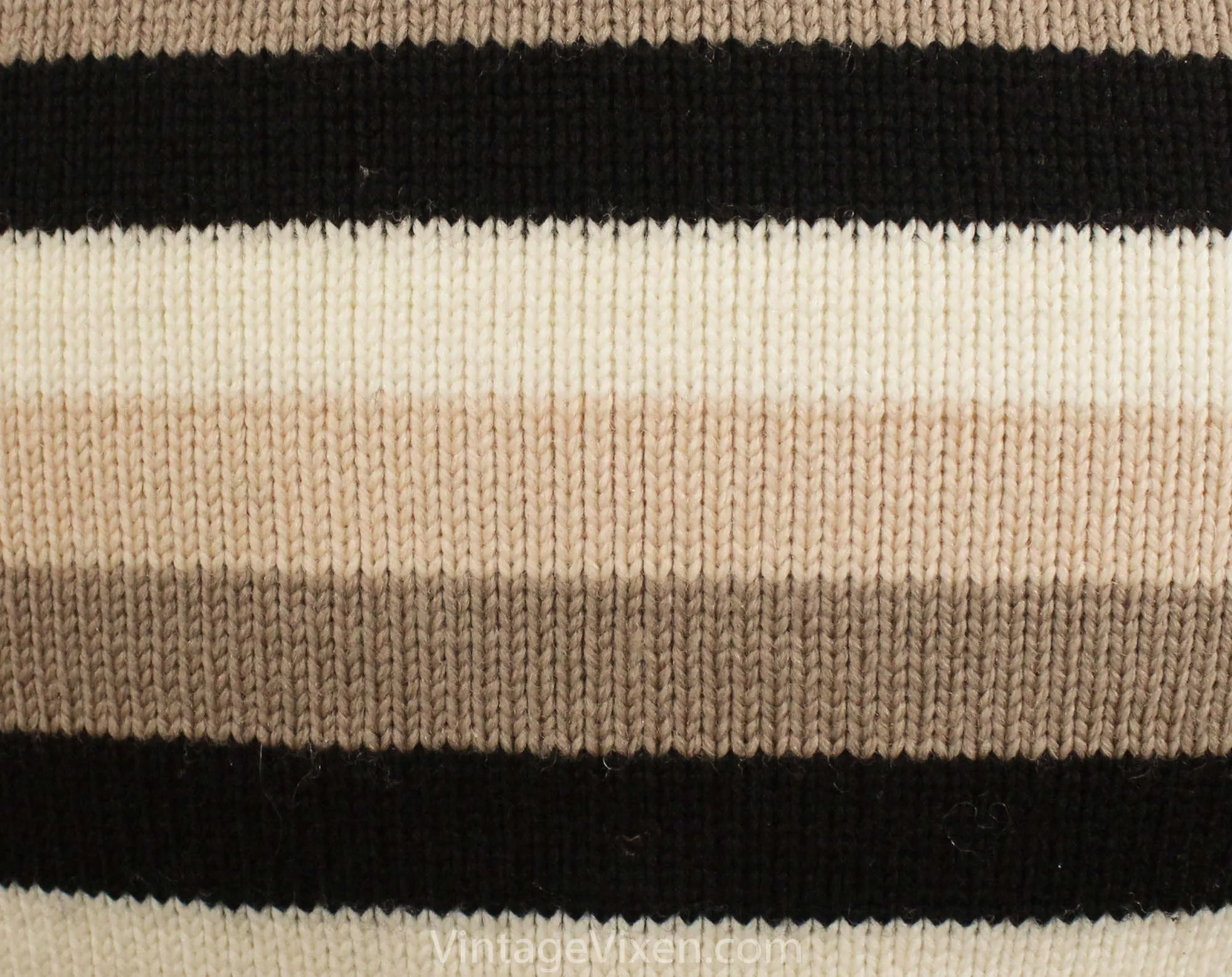 Size 8 Wool Sweater - 1940s Inspired Black & Beige Pullover - Medium Long Sleeve Knit Top - Fall Autumn 80s Does 40s Retro Sweater - Bust 39